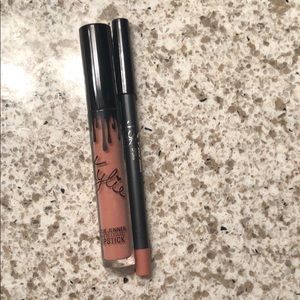 Kylie Cosmetics “Bare” Lipkit